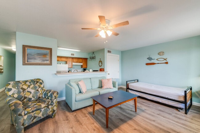 15010 Leeward Dr in Corpus Christi, TX - Building Photo - Building Photo