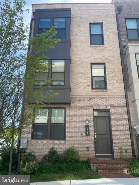 property at 533 Shorthorn Way