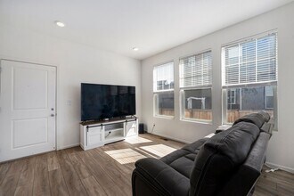 16551 W Vallejo Pl in Broomfield, CO - Building Photo - Building Photo