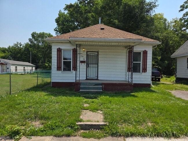 property at 1962 S Martin Luther King Jr Dr