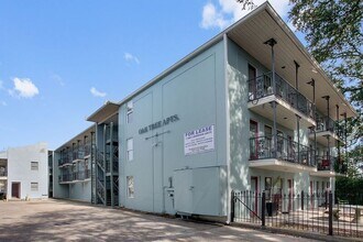 1415 Tulane Ave in New Orleans, LA - Building Photo - Building Photo