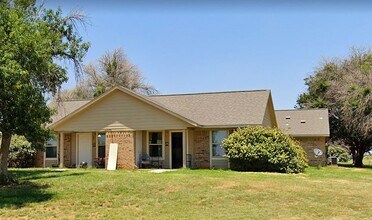 1324 E 10th St in Colorado City, TX - Building Photo - Building Photo