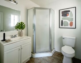 66229 4th St in Desert Hot Springs, CA - Foto de edificio - Building Photo