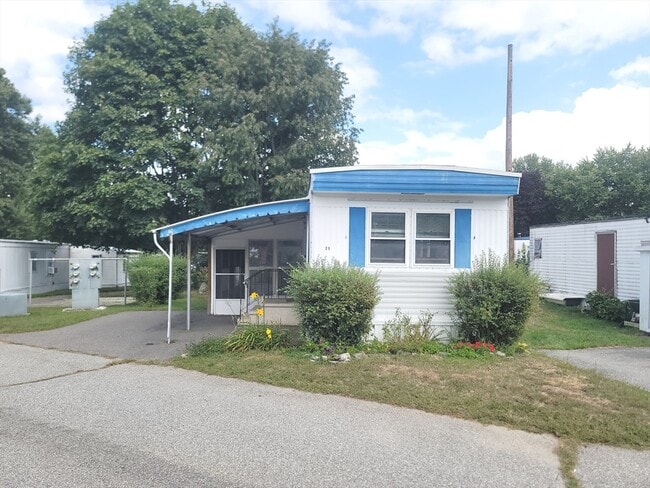 239 Ayer Rd in Littleton, MA - Building Photo - Building Photo