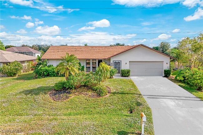 property at 33 SE 12th Ct