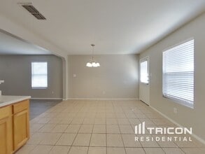 353 Willow View in Cibolo, TX - Foto de edificio - Building Photo