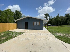 12142 SE 87th Terrace in Belleview, FL - Building Photo - Building Photo