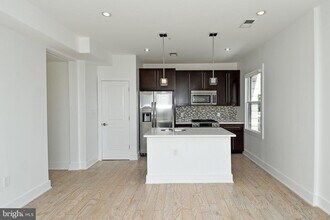 2101 11th St NW in Washington, DC - Building Photo - Building Photo