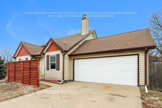 17334 E Wagontrail Pkwy in Aurora, CO - Foto de edificio - Building Photo