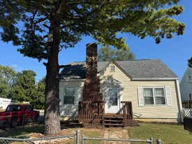 1596 S Champion Ave in Columbus, OH - Building Photo