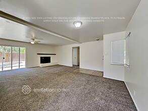 2222 Babette Way in Sacramento, CA - Building Photo - Building Photo