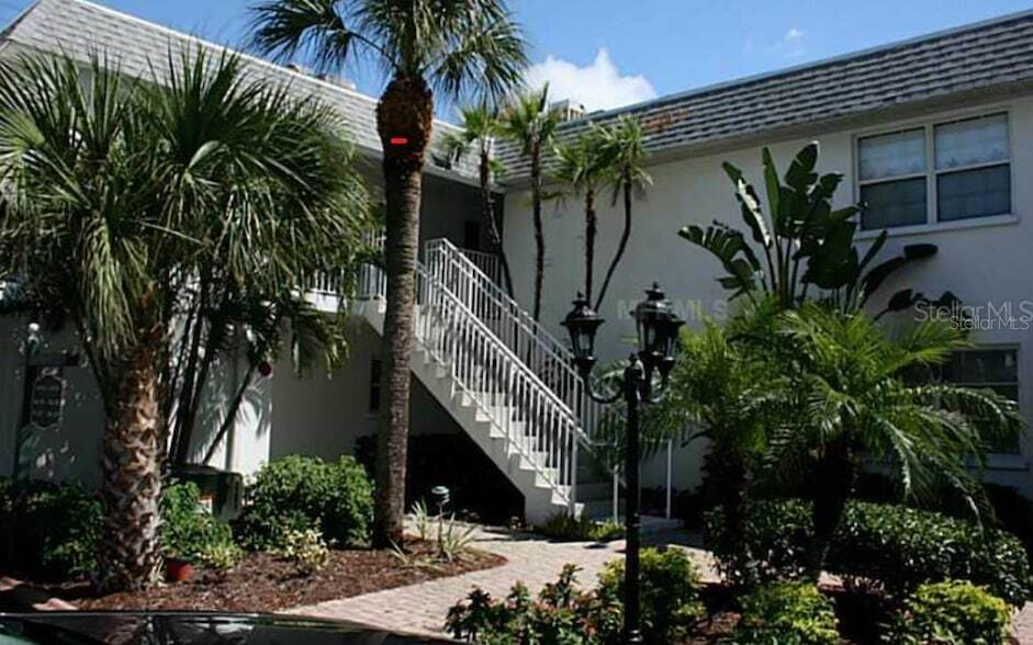 333 The Esplanade N, Unit 108 in Venice, FL - Building Photo