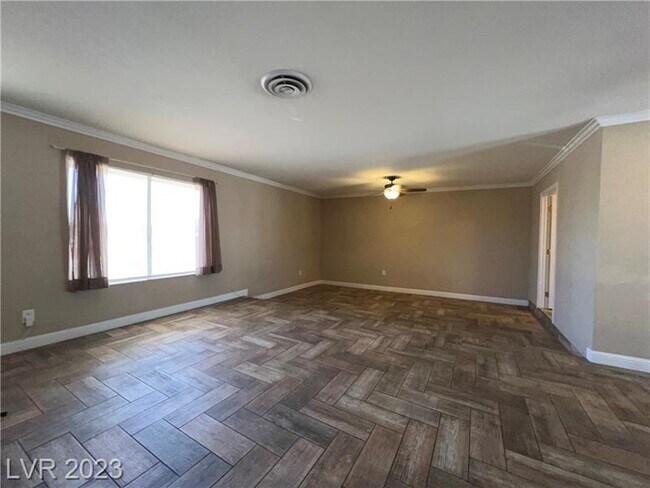 209 Elm St in Henderson, NV - Building Photo - Building Photo