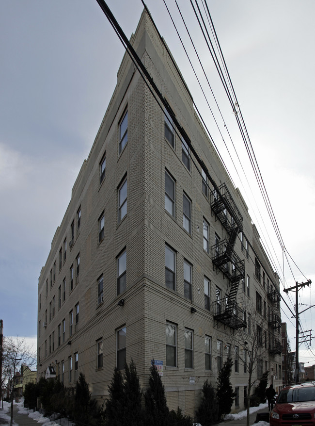 149 Grant in Jersey City, NJ - Building Photo - Building Photo