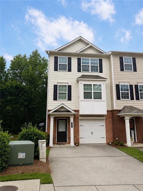 property at 6764 Blackstone Pl