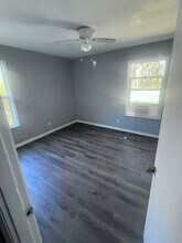 1302 Shore Acres Dr in Mobile, AL - Building Photo - Building Photo