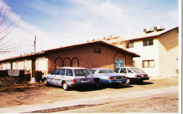 Arrowhead Acres in North Las Vegas, NV - Foto de edificio - Building Photo