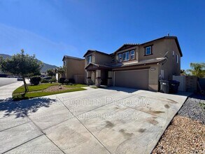 29285 Bronco Ct in Winchester, CA - Building Photo - Building Photo