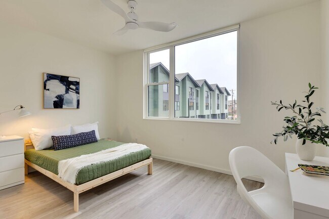 property at 222 N Dillard St