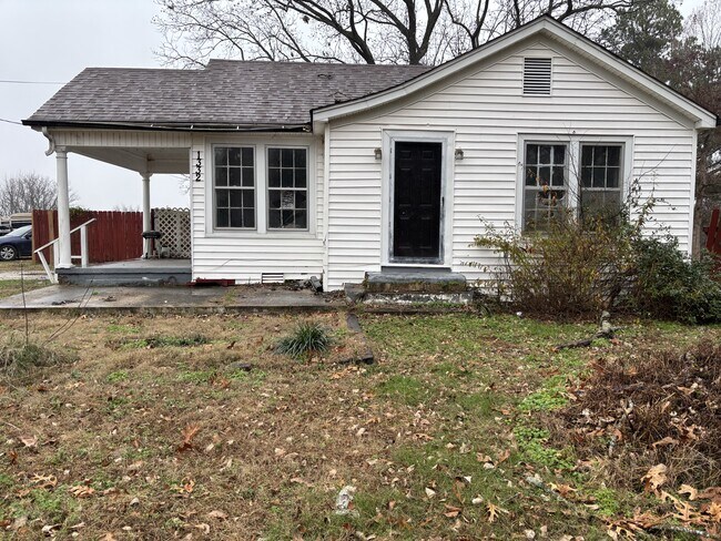 property at 1332 Garland Ave