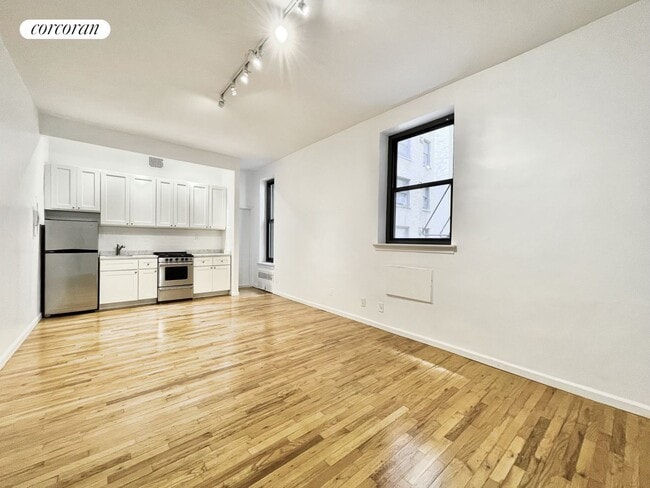 property at 410 W End Ave