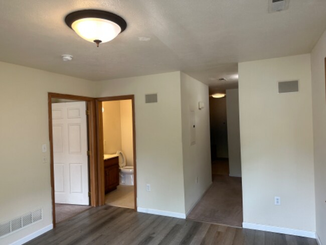 409 S Pugh St-Unit -1 in State College, PA - Building Photo - Building Photo