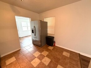 3310 New England St in Sarasota, FL - Building Photo - Building Photo