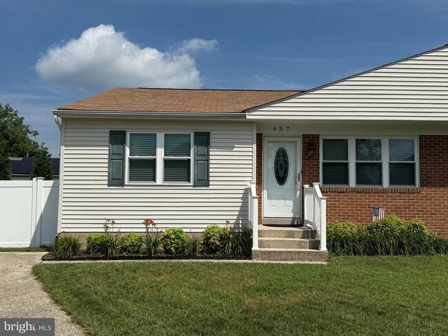 property at 937 220th St