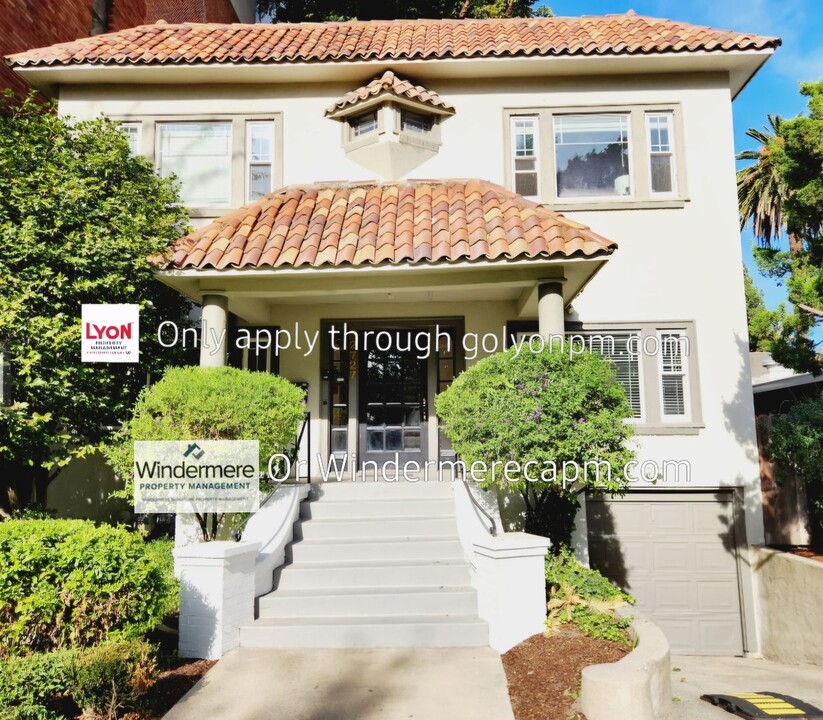 2727 K St in Sacramento, CA - Building Photo