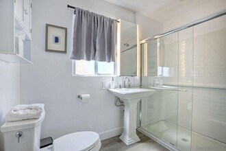 3136 Keats St in San Diego, CA - Building Photo - Building Photo