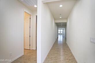 879 W Finch Dr in Queen Creek, AZ - Building Photo - Building Photo