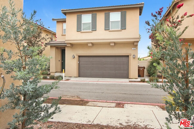 1406 Turin Ln in Los Angeles, CA - Building Photo - Building Photo