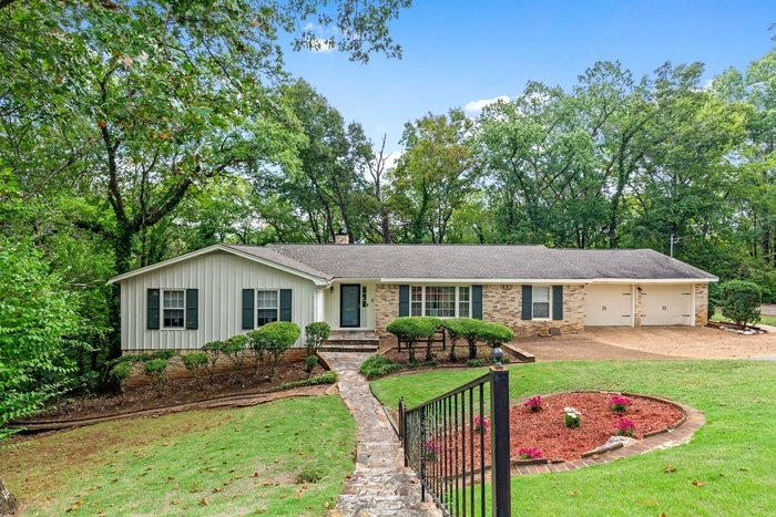 6807 Jones Valley Dr SE in Huntsville, AL - Building Photo