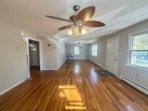 2210 2nd Ave in Toms River, NJ - Building Photo - Building Photo