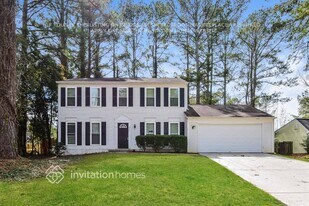 640 Barrington Way in Roswell, GA - Building Photo