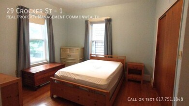 29 Crocker St in Somerville, MA - Building Photo - Building Photo