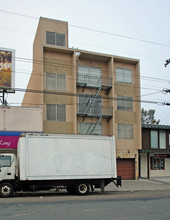 Sunset Plaza in San Francisco, CA - Building Photo - Building Photo