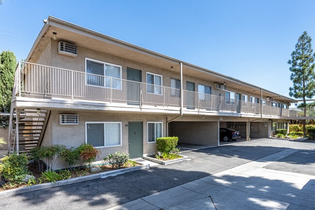 Pinecrest Apartments