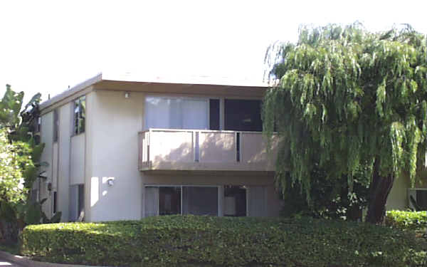 Domingo Villas in Newport Beach, CA - Building Photo - Building Photo