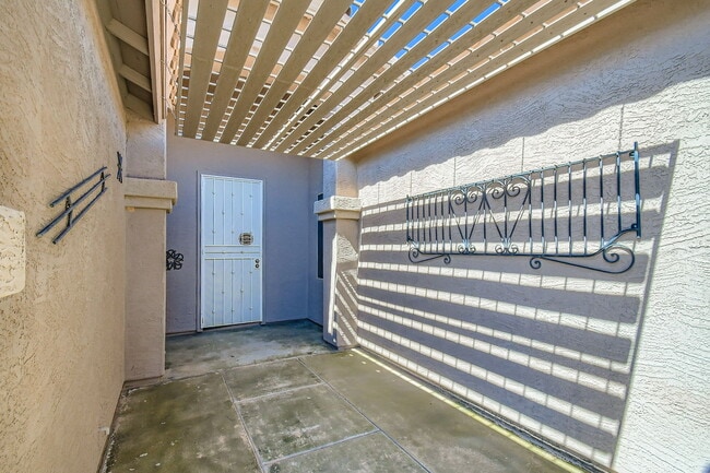 property at 46108 W Morning View Ln