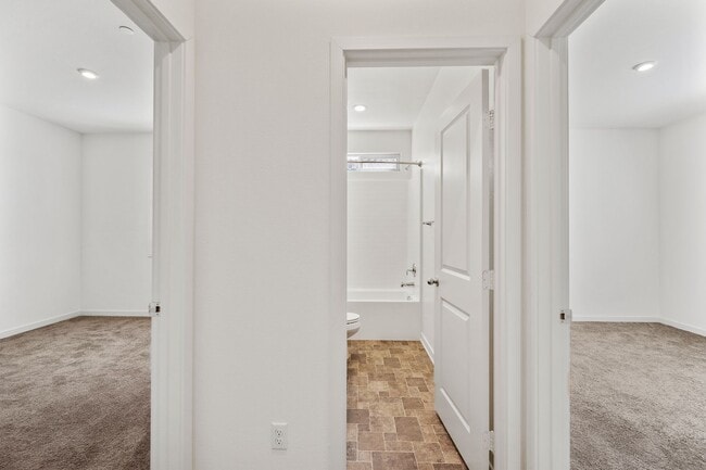 34596 Silky Dogwood Dr in Winchester, CA - Building Photo - Building Photo