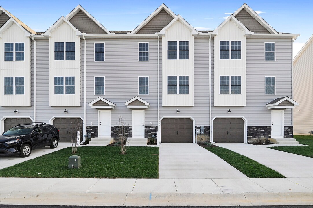 169 Spelt Dr in Clayton, DE - Building Photo