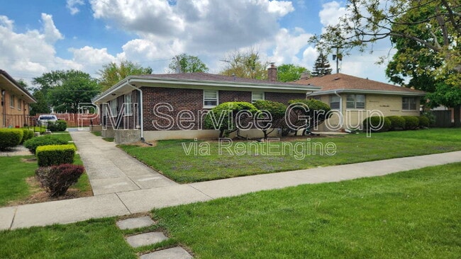 property at 717 E South Broadway Ave