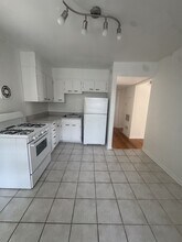 215 Hillcrest Ave in Decatur, GA - Building Photo - Building Photo