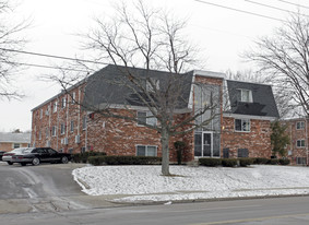 Twin Manor Apartments