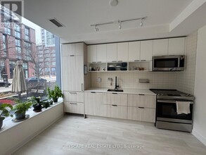 180-S180 Mill St in Toronto, ON - Building Photo - Building Photo