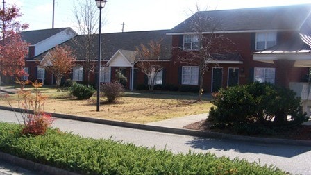 575 S Erwin St, Unit 504 in Cartersville, GA - Foto de edificio - Building Photo