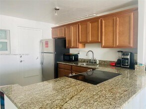 1200-1214 14th St in Miami Beach, FL - Building Photo - Building Photo