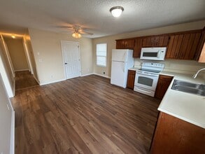 2291 Plum Run Rd in Bardstown, KY - Building Photo - Building Photo