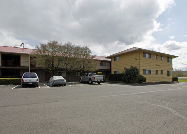 Shaver Apartments in Washougal, WA - Building Photo - Building Photo